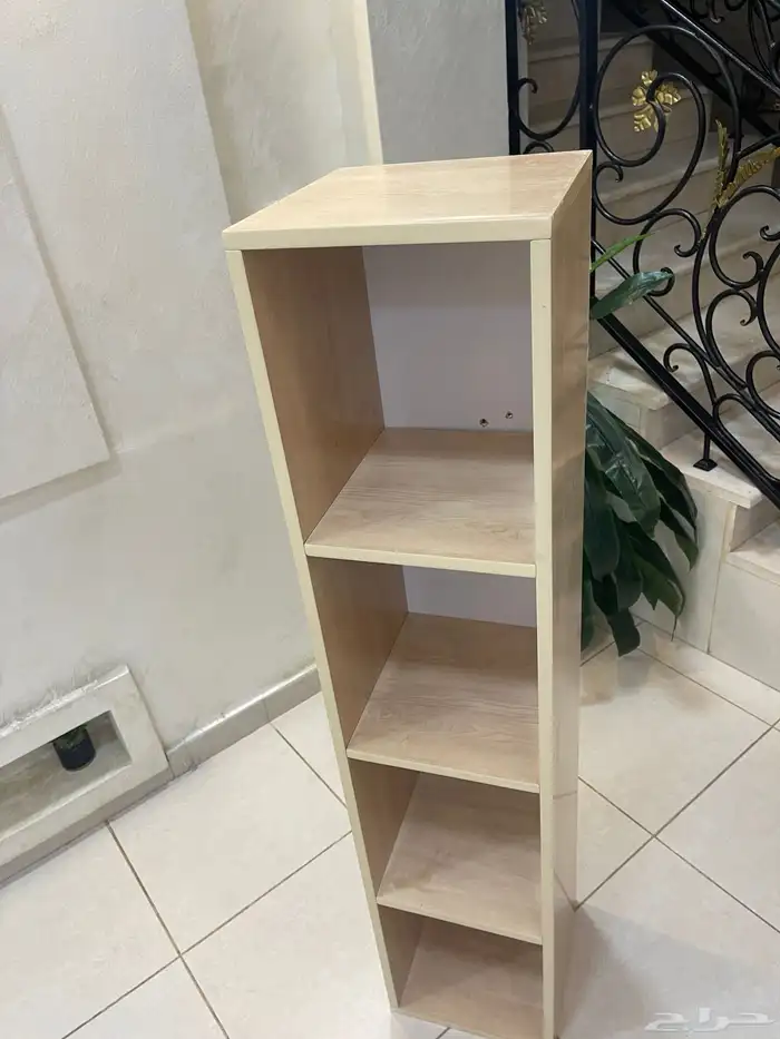 طاولات قزاز رفوف كتب كورنر كافيه 2
