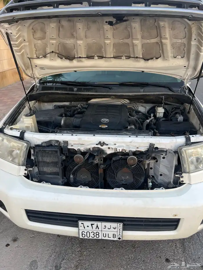 للبيع سكويا 2011 نظيف حد 38 0