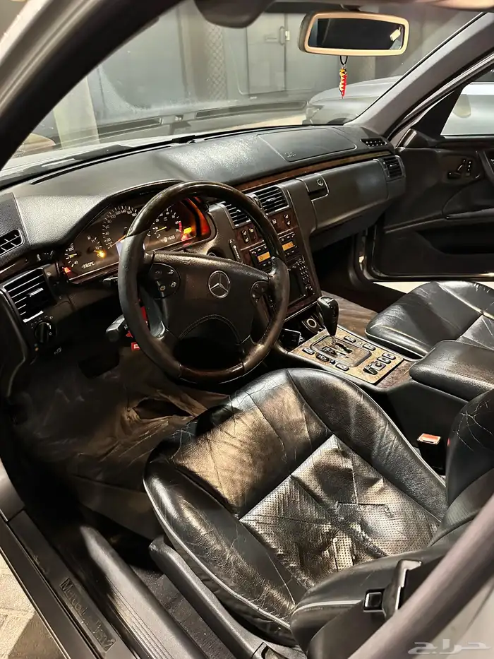 للبيع مرسيدس أبو عيون موديل 2001 6