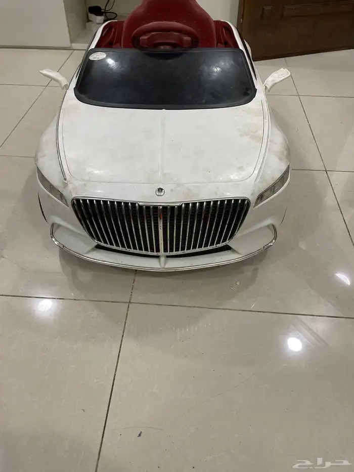 سياره كهربائيه للاظفال نظيفه مع الريموت 2