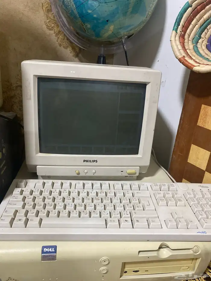 للبيع كمبيوتر قديم 0