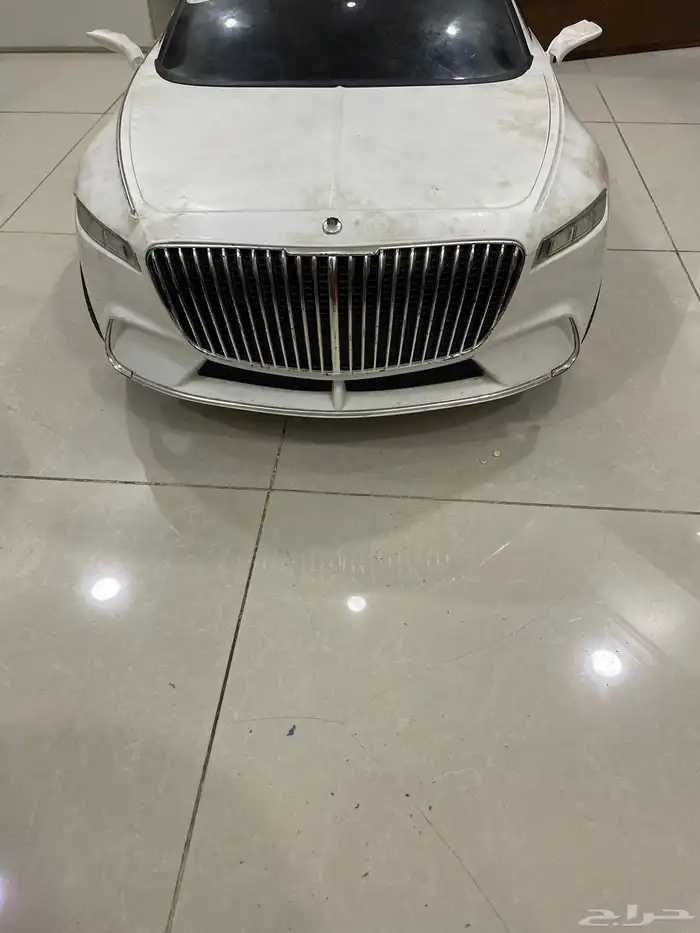 سياره كهربائيه للاظفال نظيفه مع الريموت 1