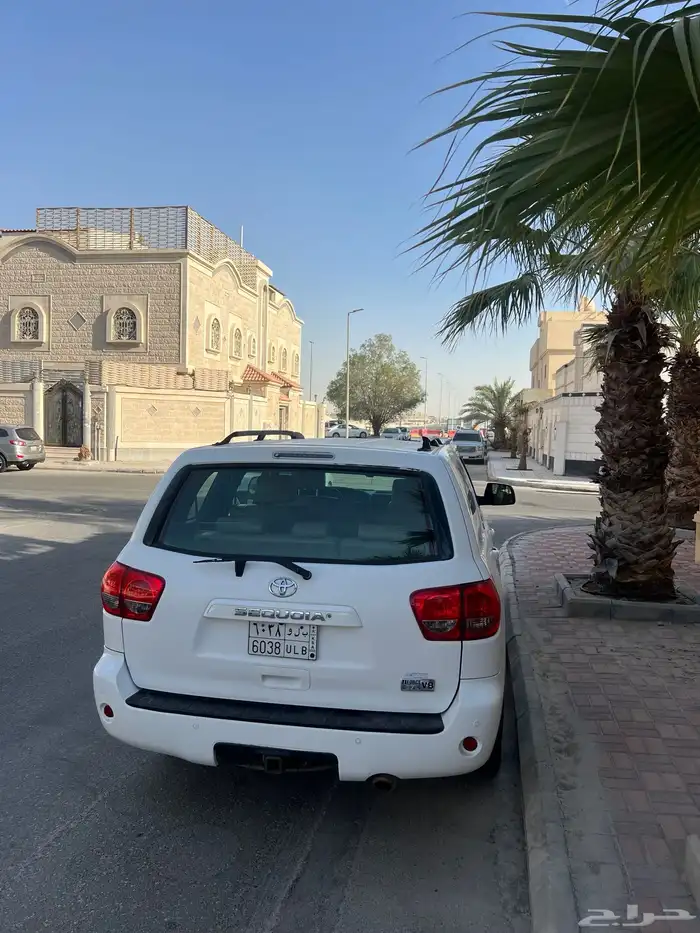 للبيع سكويا 2011 نظيف حد 38 6