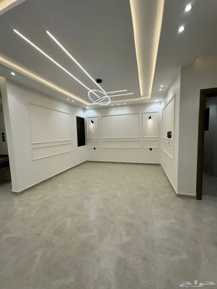 للبيع شقق علويه بحى الضيافه خميس مشيط 6