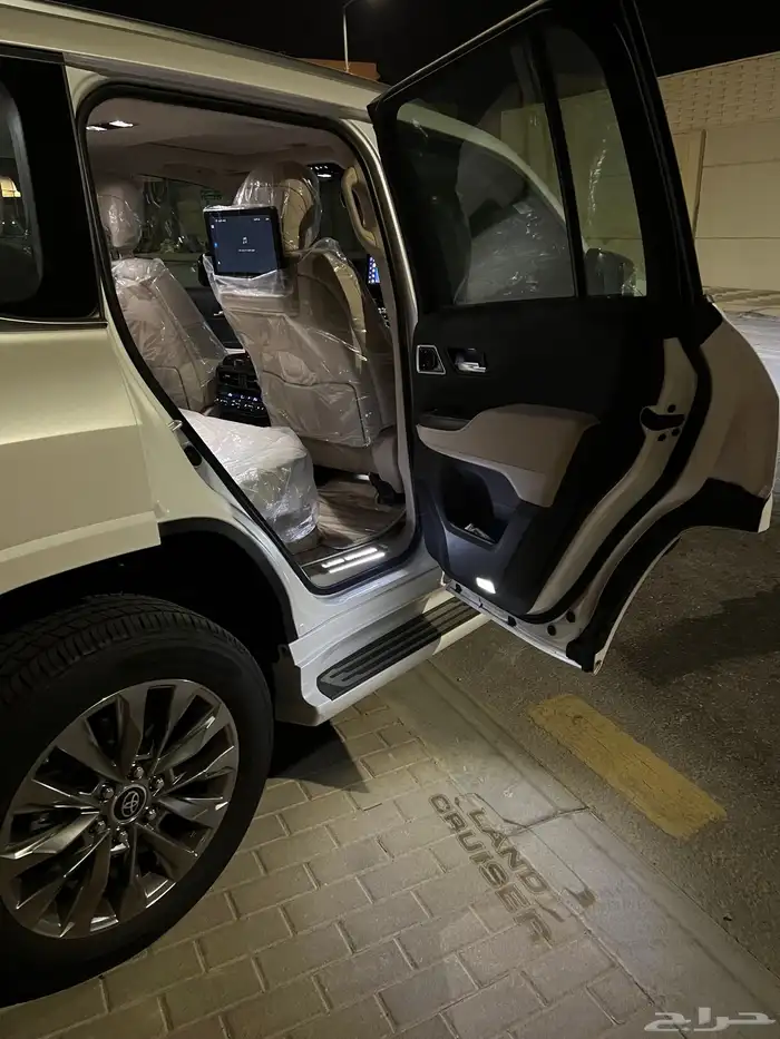 للبيع لاندكروزر vxr 2025 1