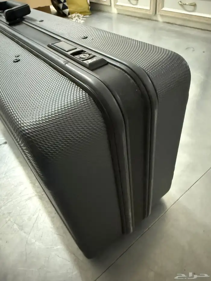 شنطة سفر صلبة AVION (صناعة إيطالية   ) 2