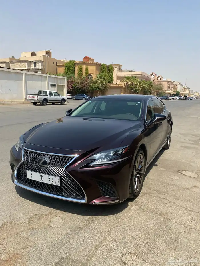 لكزس LS350 26