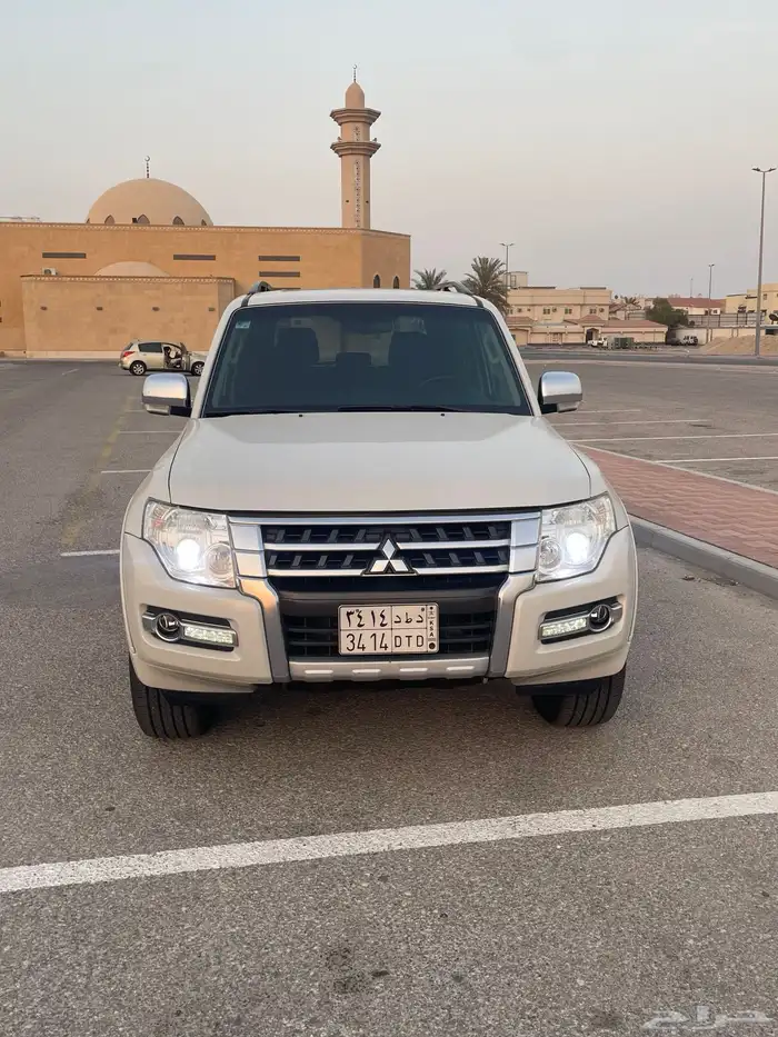 باجيرو ربع فل كامل 2018نضيف ممشى قليل 27