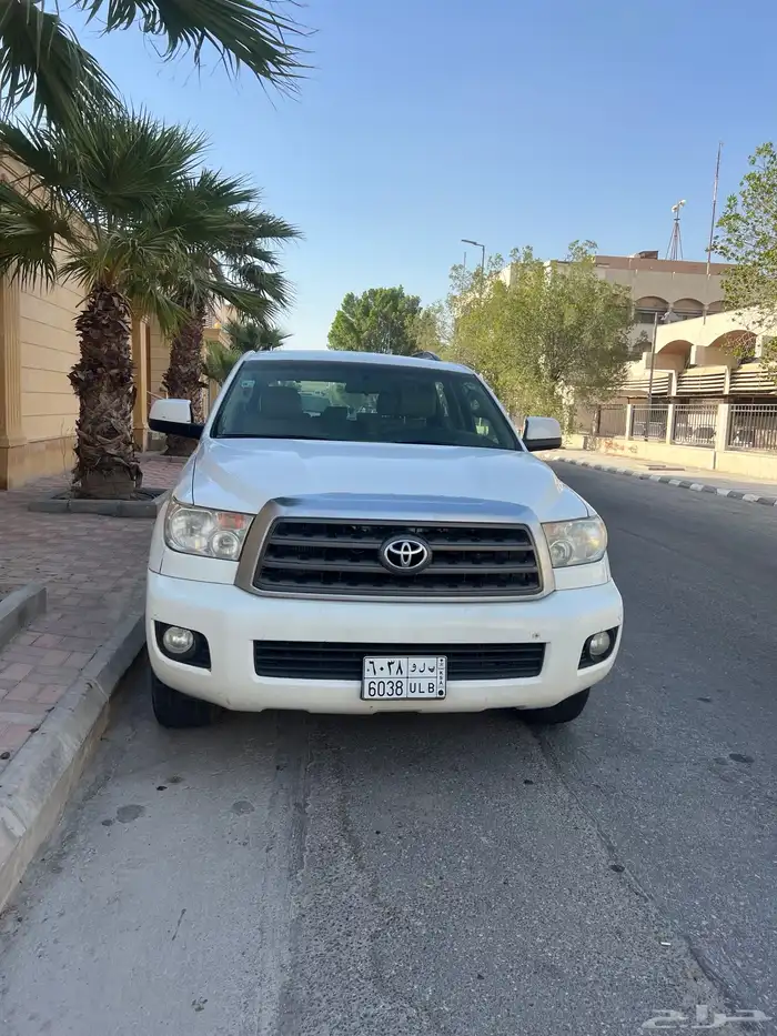 للبيع سكويا 2011 نظيف حد 38 9