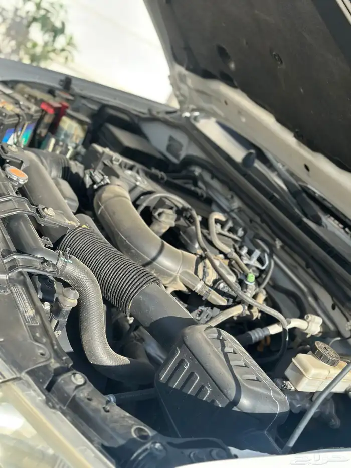 نيسان نفارا 2015 4