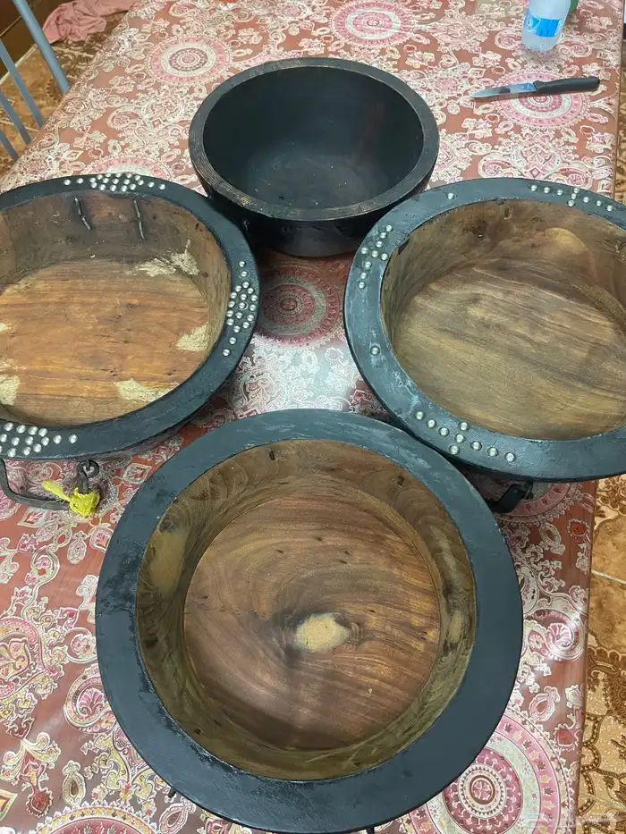للبيع صحاف قديمه جدا ونظيفه 1