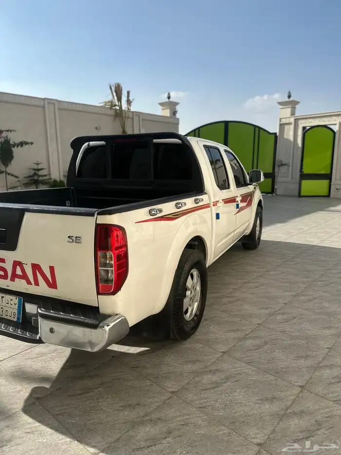 نيسان نفارا 2015 12