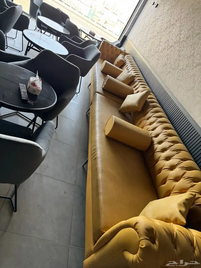 كراسي كافيها شبه الجديد استخدم بسيط جدا 4