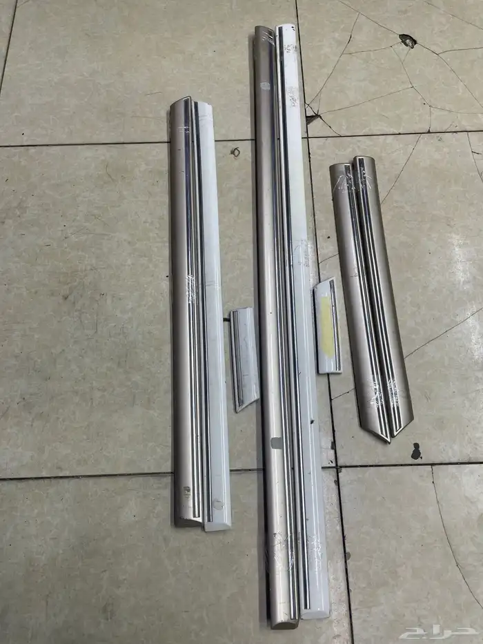 طقم جلود بيبان كامري 98-2002 اصلي مستعمل نظيف السعر 480 0