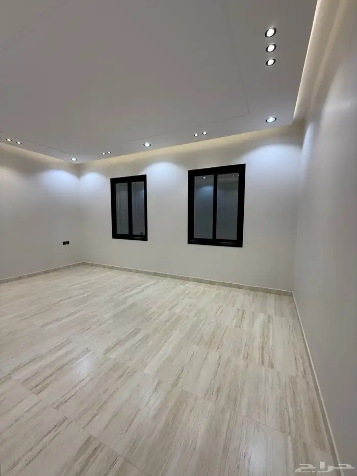 للبيع دور ارضى ودور علوى على ارض 501 م بدره الخميس 28