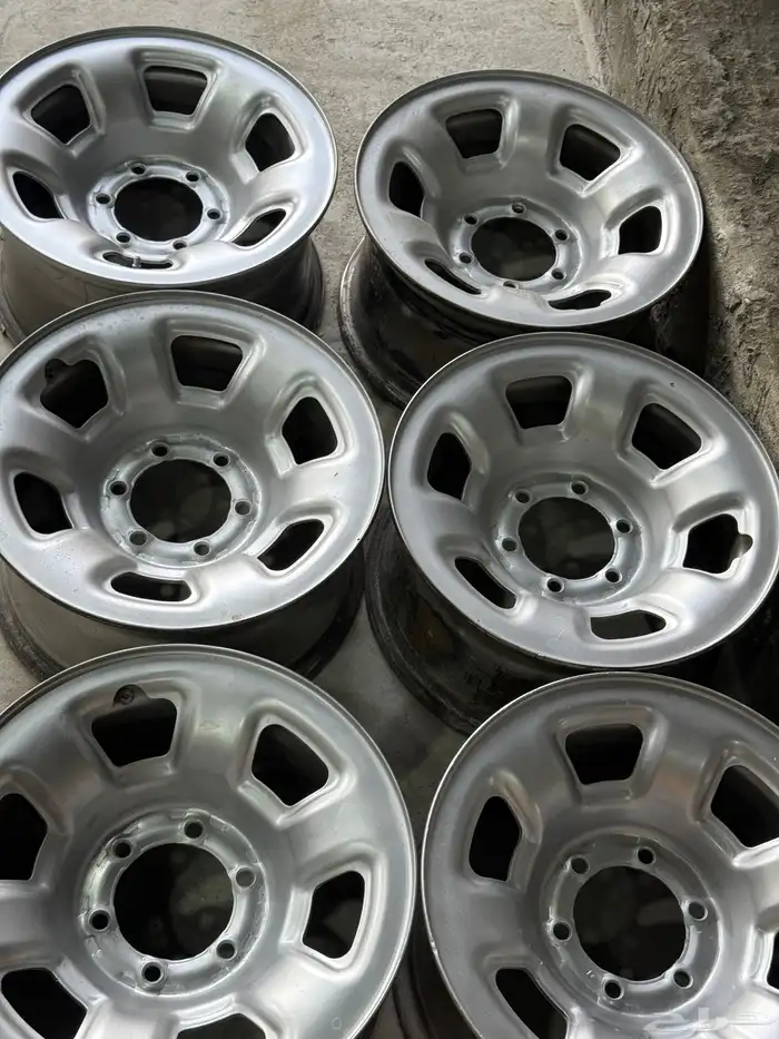 جنوط فتك نيسان مقاس 16 اصلي وكاله نضيفه 0