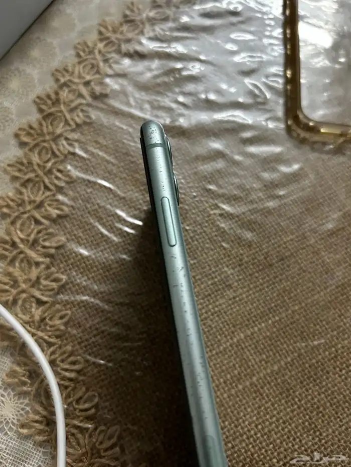 ايفون 11 4