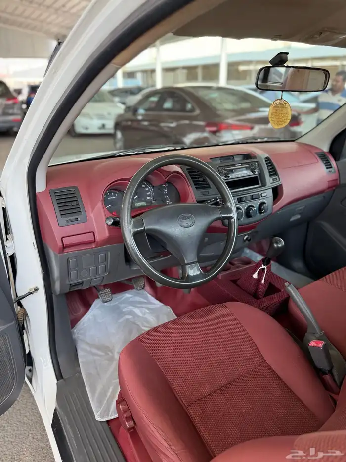 للبيع تويوتا هايلوكس 2013 8