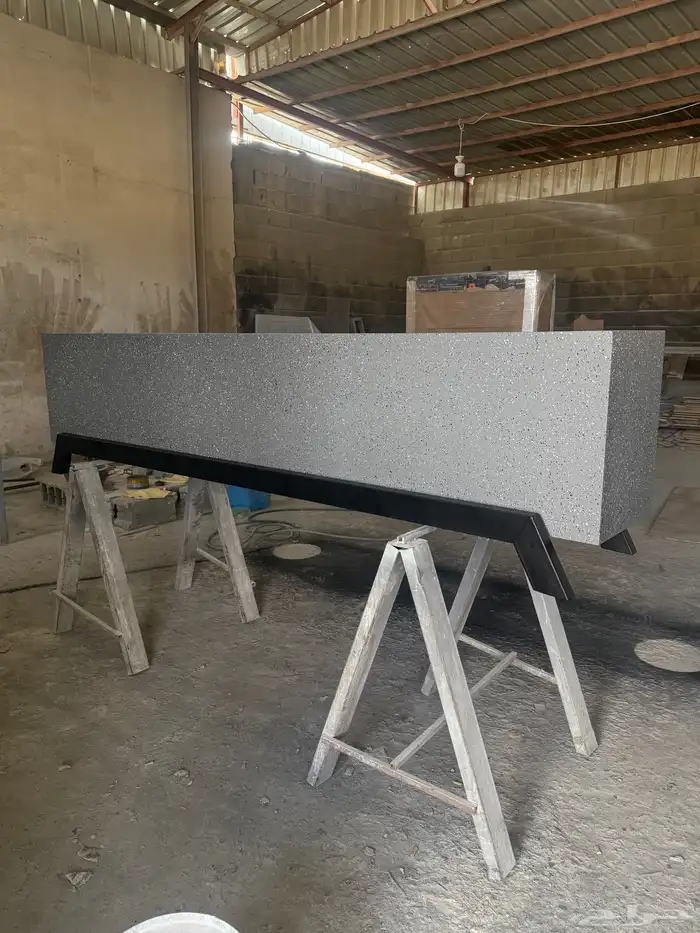 حوض زرع مودرن يدعم قاعدة فايبر تصميم رخامي 1