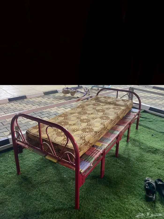 سرير قابل للطي 2