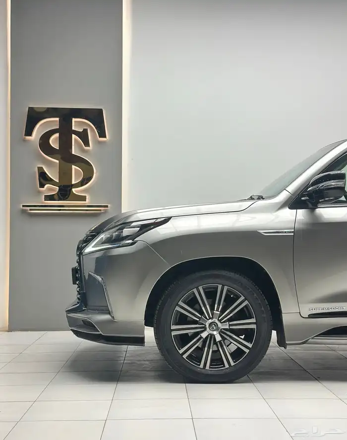 جيب لكزس 2016 ( LX570 ) 0