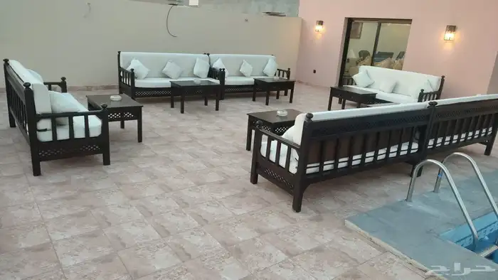 كنب وكراسي وطاولات وجميع مستلزمات المناسبات والحفلات للايجا 11