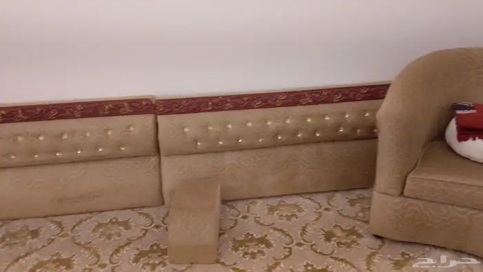 كنب وطاولة الحق ماتحلق اصلية 100 ب 100 2