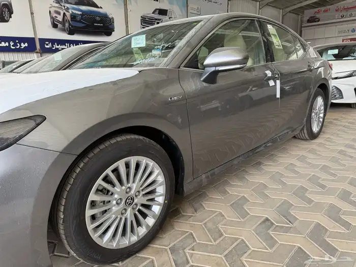 كامري E PLUS هايبرد 2025 5