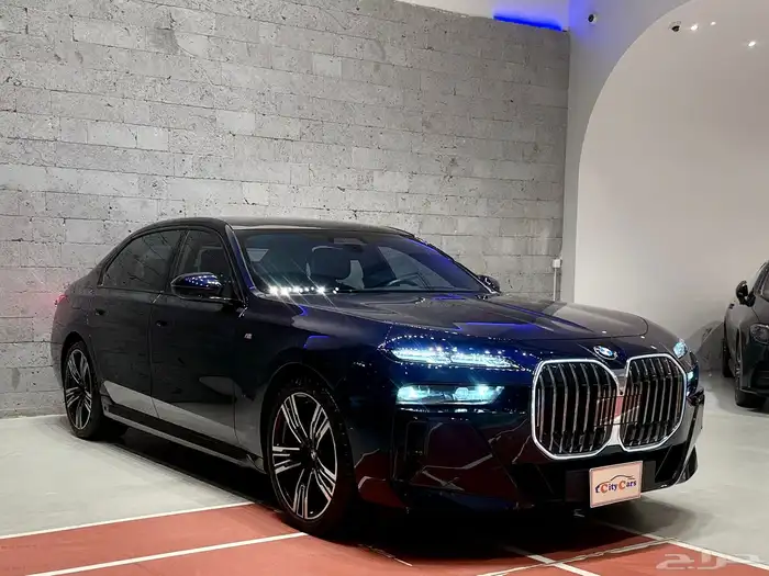 BMW 740i بي ام دبليو 1