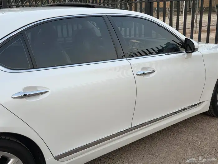 لكزس 2015 LS460L 24