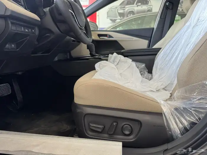 كامري E PLUS هايبرد 2025 1