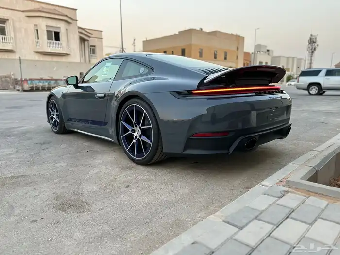 بورش كاريرا Carrera 911 T 2025 10