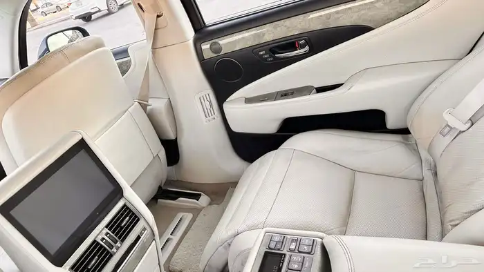 لكزس هايبرد 2010 LS 600 36