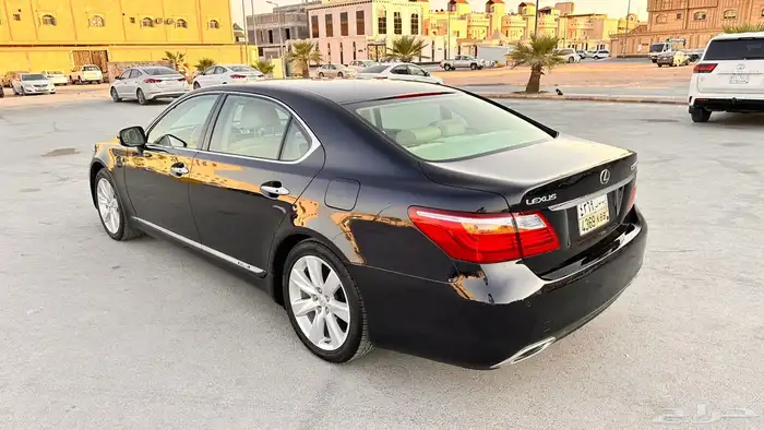 لكزس هايبرد 2010 LS 600 3