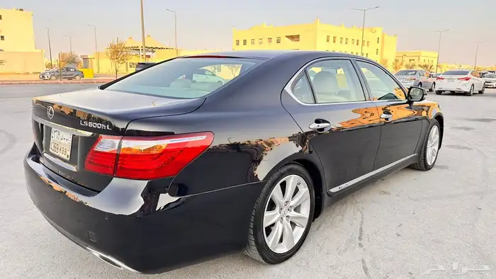 لكزس هايبرد 2010 LS 600 16