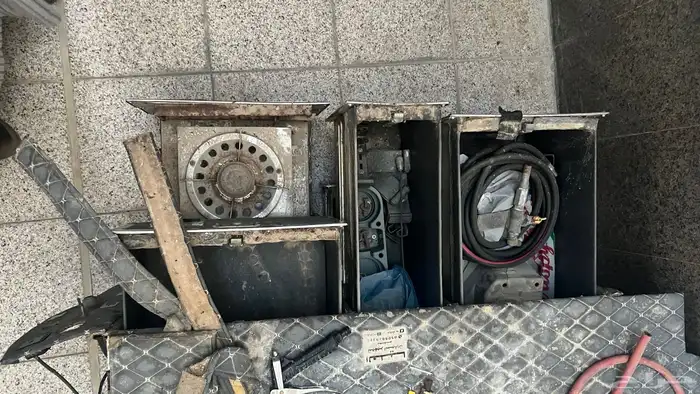 عزبه 1
