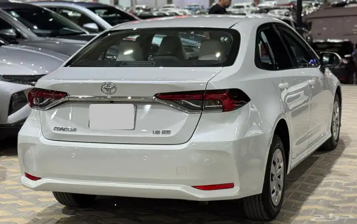 تويوتا كورولا 1.5 استاندر 2023 13