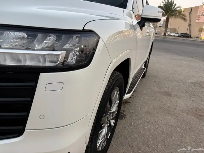 لاندكروزر 2022 L4 3