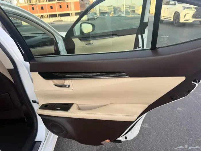 لكزس_ES350_2017 43