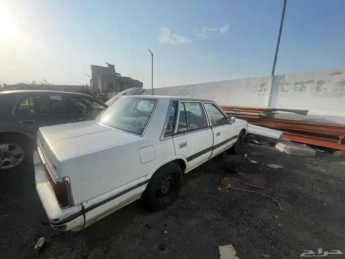 نيسان 200L لوريل تشليح قطع غيار 4