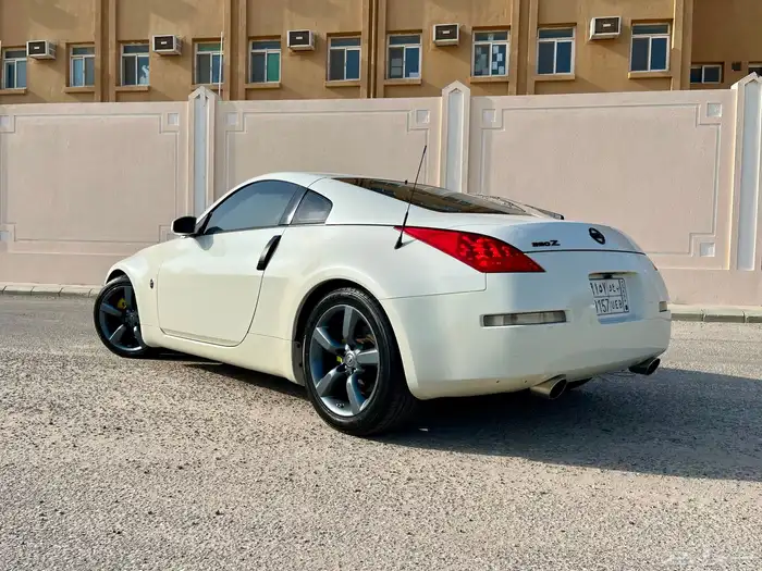 للبيع نيسان زد 350z مديل 2008 2
