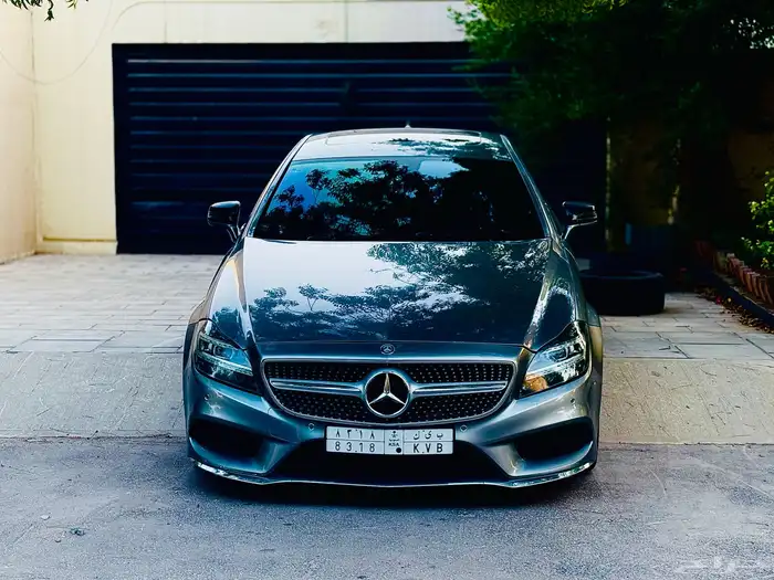 2013 model  Mercedes CLS 350 1