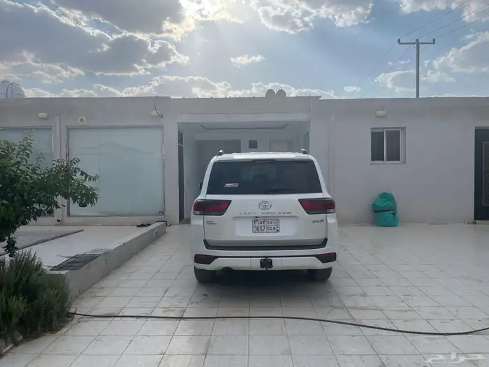 لاندكروزر 2024 1