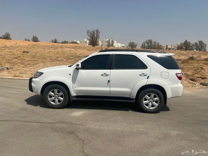 جيب تيويوتا فورشنر فل كامل 2010 ممشي 424 الف على الفحص 10