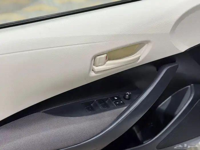 تويوتا كورولا 1.5 استاندر 2023 3