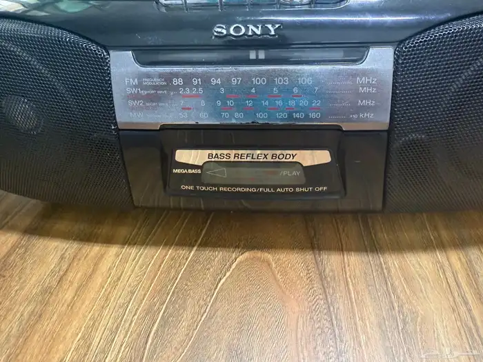 مسجل كاسيت سوني قديم   (CFS-B55L MK2) يعمل 0