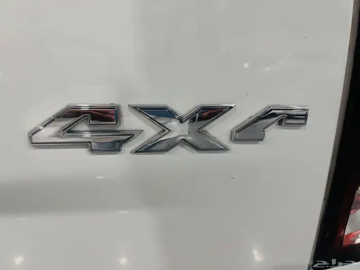 دودج رام كلاسيك 2021 V8 (عرض خاص) 5
