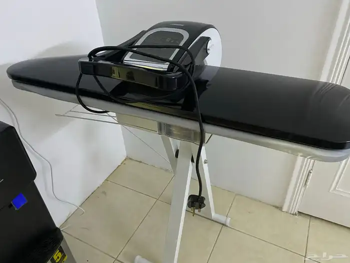مكواة شبه جديده 0