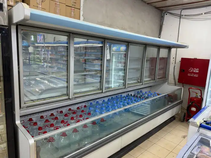 ثلاجة تجميد 6 ابواب وحوض 3