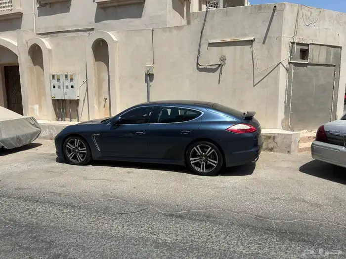 بورش باناميرا ثمانيه سلندر بدون تيربوا موصفات خاصه 0